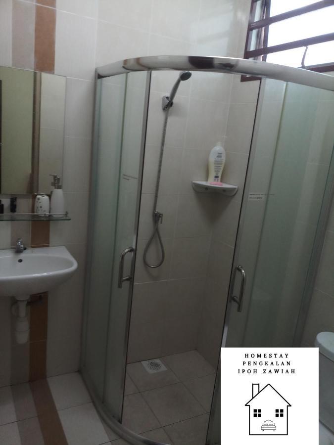 Homestay Ipoh Pengkalan Zawiah Exterior photo